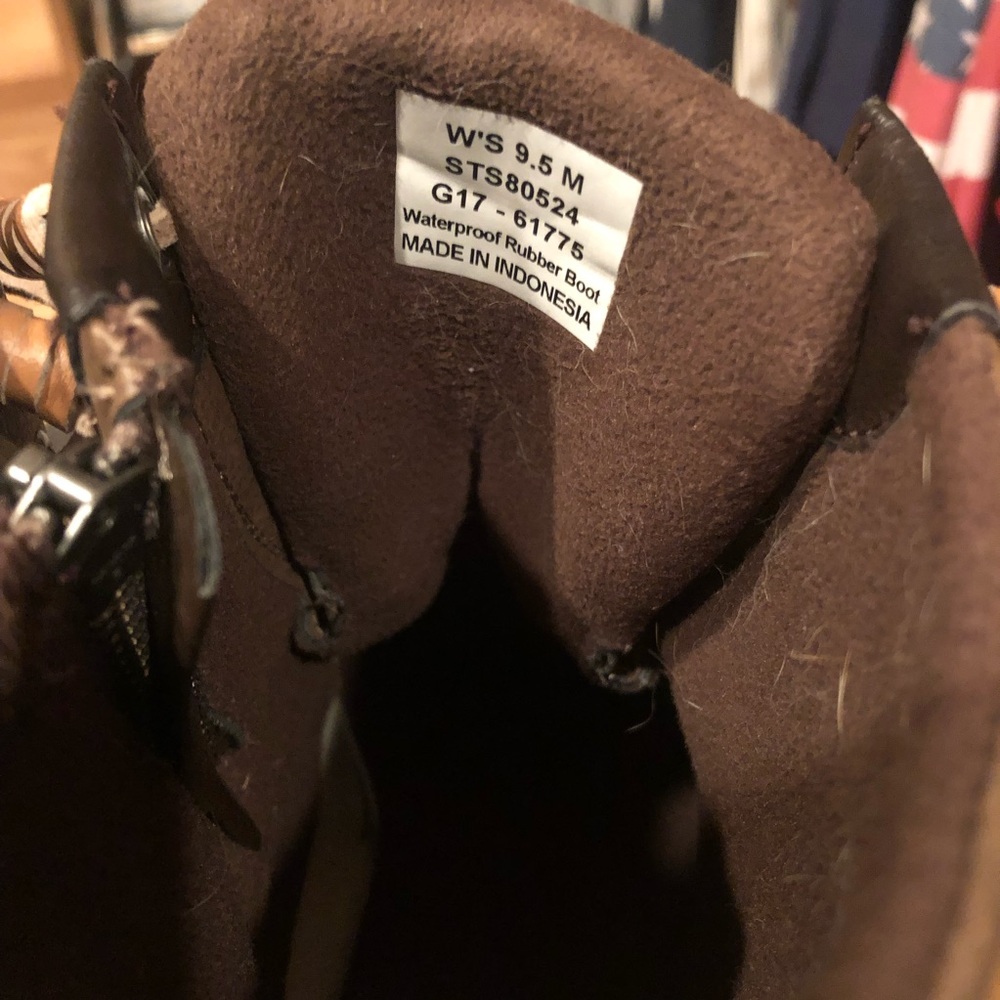 Sperry duck boots size 9_4